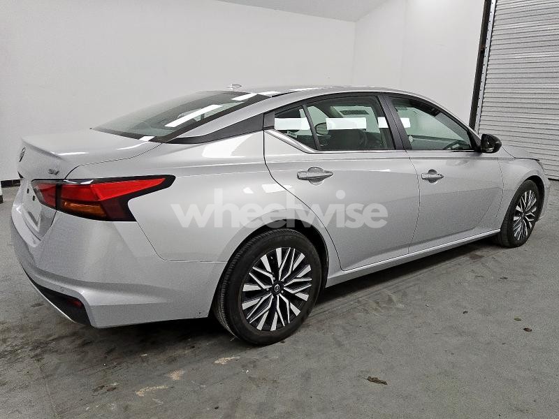 2024 NISSAN ALTIMA SV (VIN 1N4BL4DV8RN389781) main photo