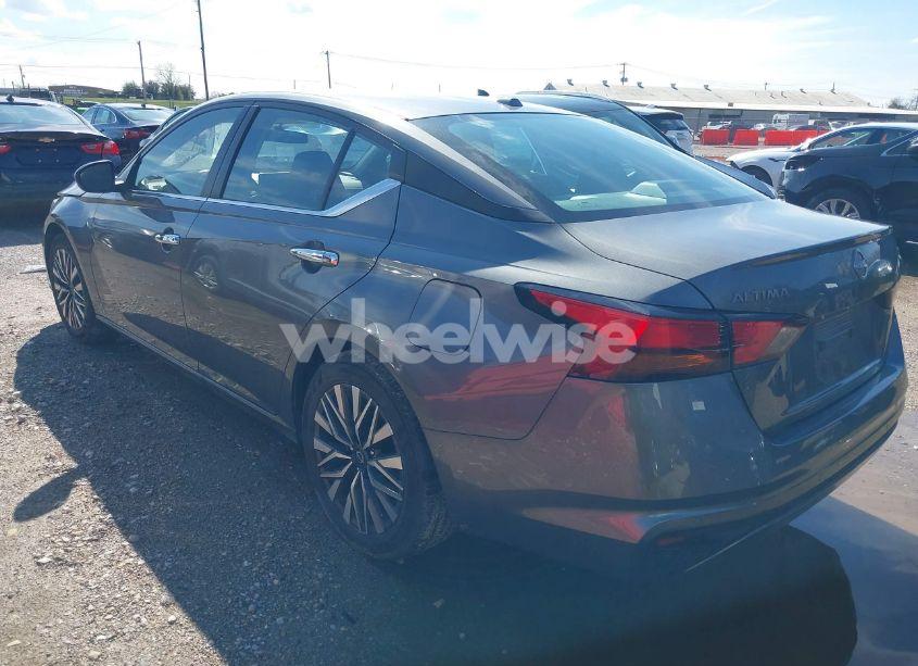 Photo 3 of 2024 Nissan Altima SV FWD (VIN 1N4BL4DV8RN424271)