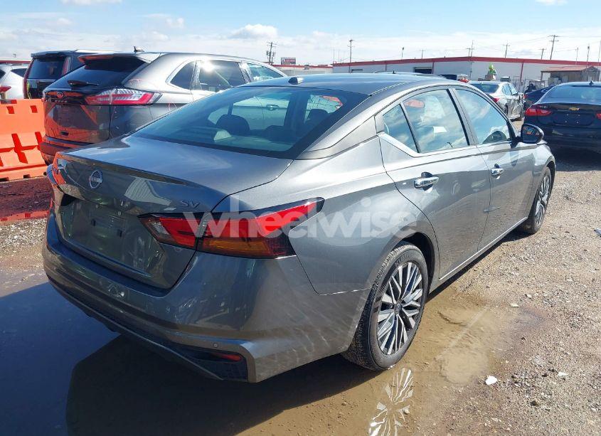 Photo 4 of 2024 Nissan Altima SV FWD (VIN 1N4BL4DV8RN424271)