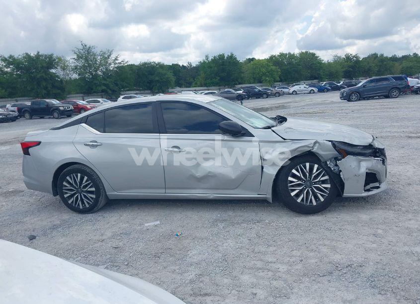 Photo 13 of 2024 Nissan Altima SV FWD (VIN 1N4BL4DV8RN427073)