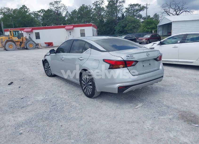 Photo 3 of 2024 Nissan Altima SV FWD (VIN 1N4BL4DV8RN427073)