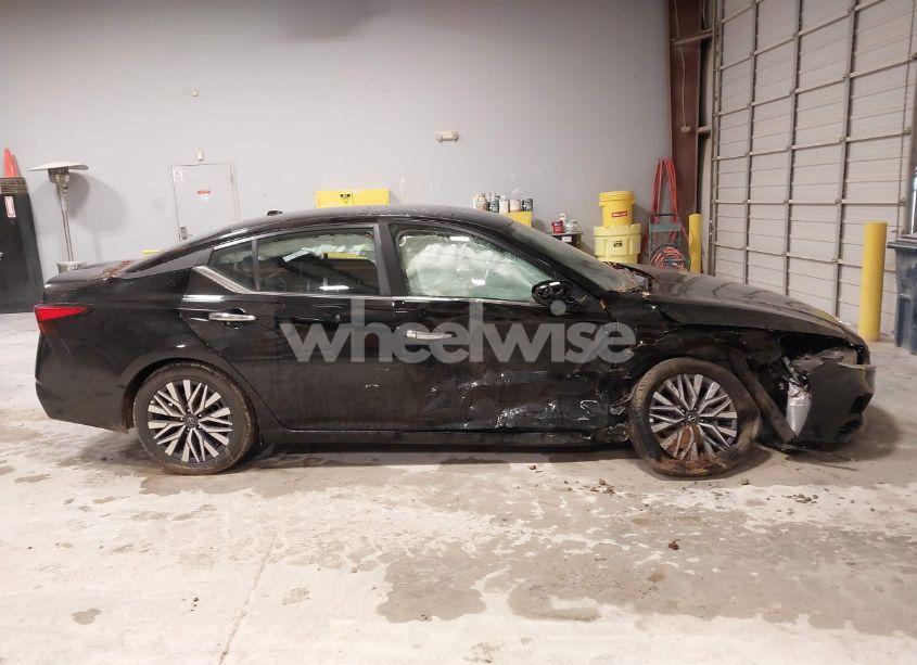 Photo 13 of 2024 Nissan Altima SV FWD (VIN 1N4BL4DV8RN428739)