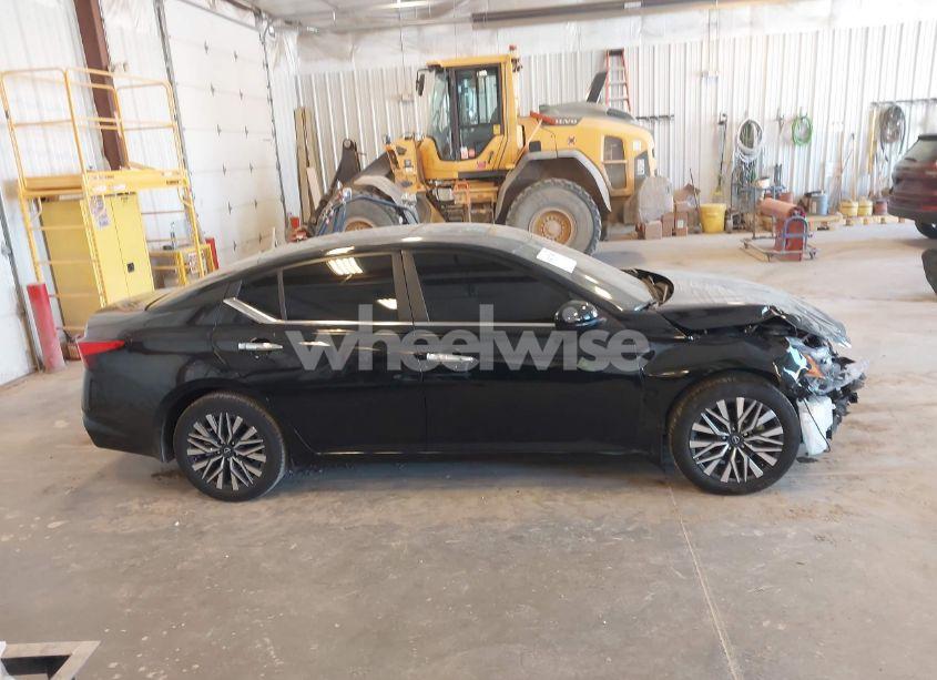 Photo 13 of 2024 Nissan Altima SV FWD (VIN 1N4BL4DV8RN436310)
