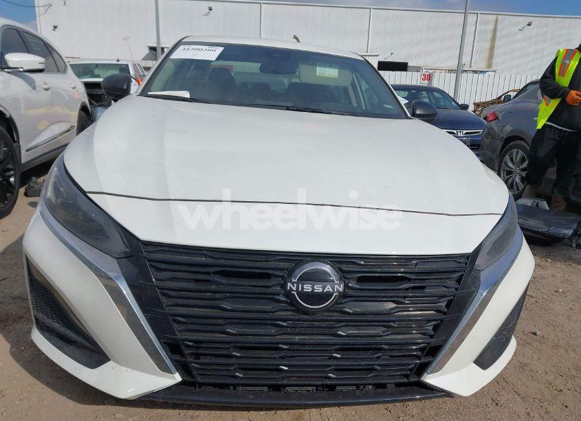 Photo 11 of 2025 Nissan Altima SV FWD (VIN 1N4BL4DV8SN307232)