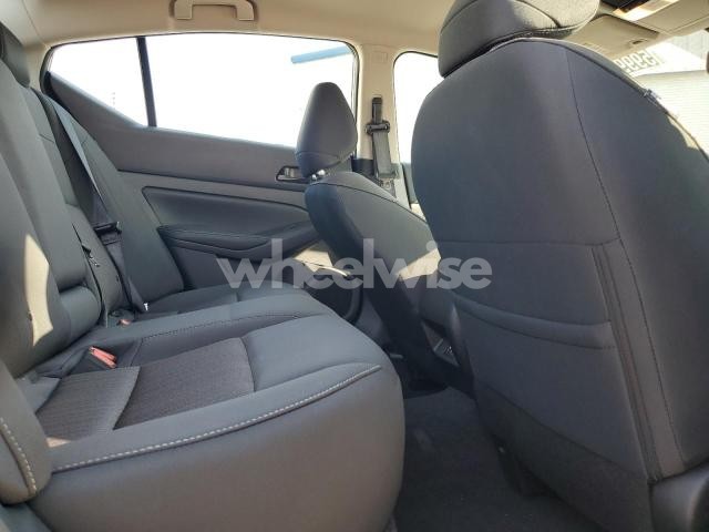 Photo 3 of 2025 NISSAN ALTIMA SV (VIN 1N4BL4DV8SN382867)