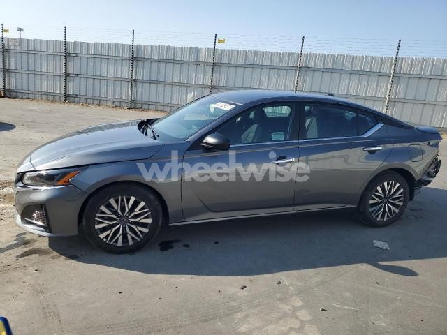 Photo 6 of 2025 NISSAN ALTIMA SV (VIN 1N4BL4DV8SN382867)