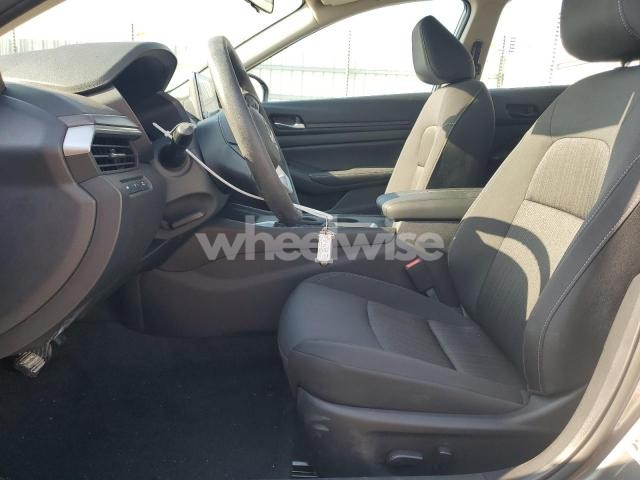 Photo 9 of 2025 NISSAN ALTIMA SV (VIN 1N4BL4DV8SN382867)