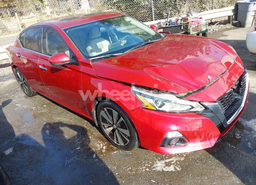 2019 Nissan Altima 2.5 SV (VIN 1N4BL4DV9KC115085) main photo