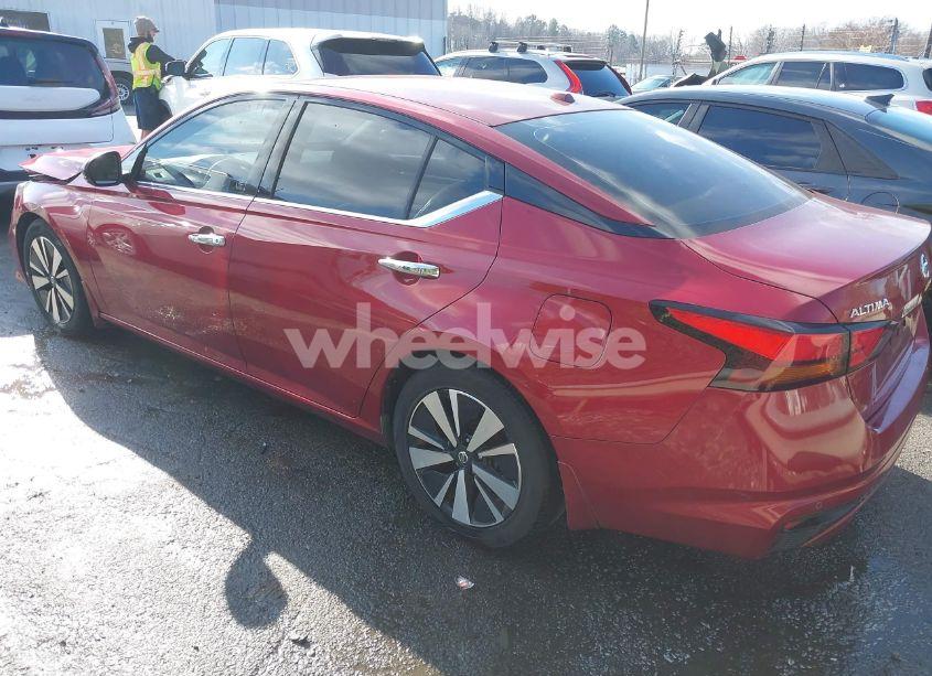 Photo 3 of 2019 Nissan Altima 2.5 SV (VIN 1N4BL4DV9KC115085)