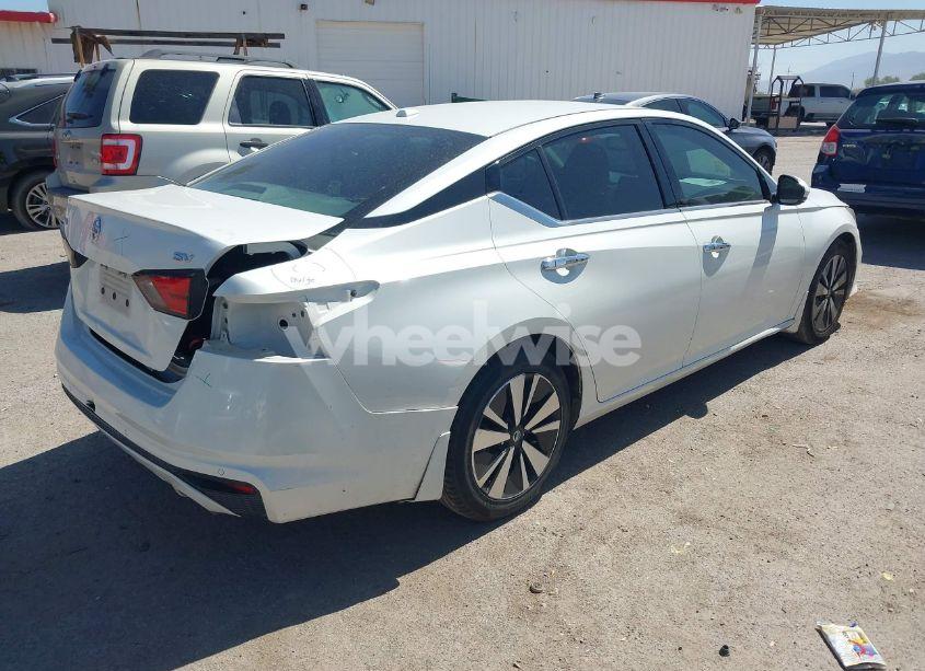 Photo 4 of 2019 Nissan Altima 2.5 SV (VIN 1N4BL4DV9KC116365)