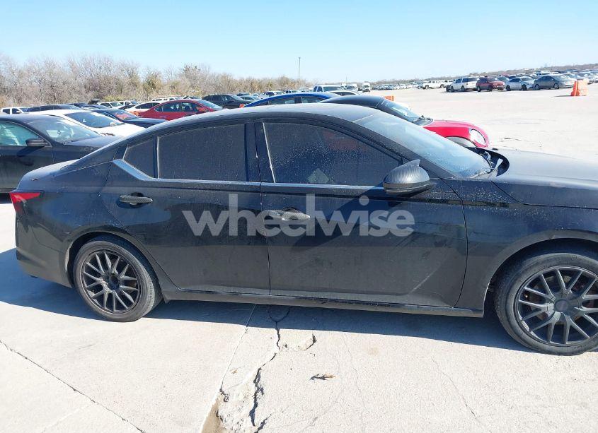 Photo 13 of 2019 Nissan Altima 2.5 SV (VIN 1N4BL4DV9KC153643)