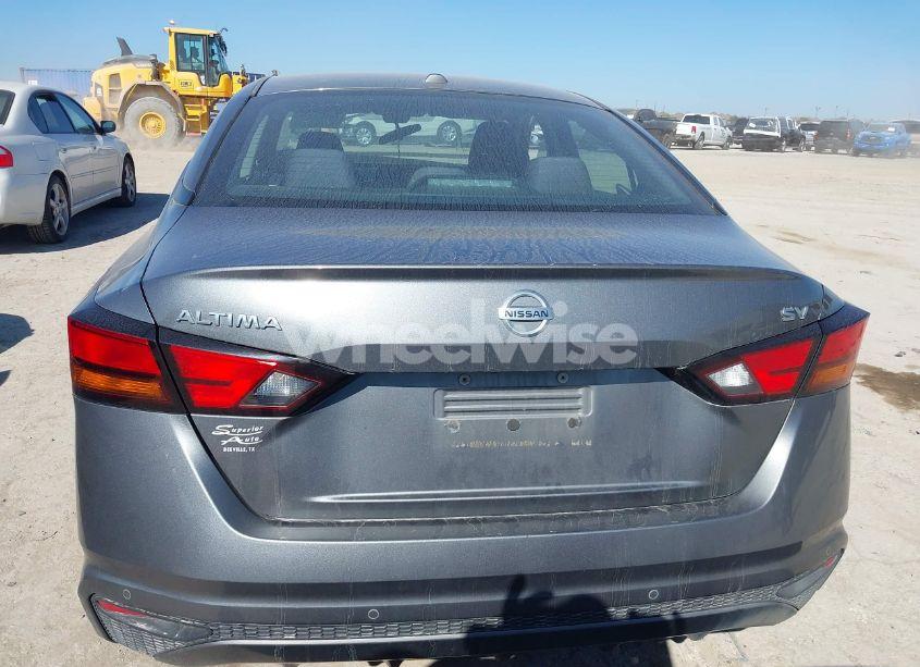 Photo 16 of 2021 Nissan Altima SV FWD (VIN 1N4BL4DV9MN308795)