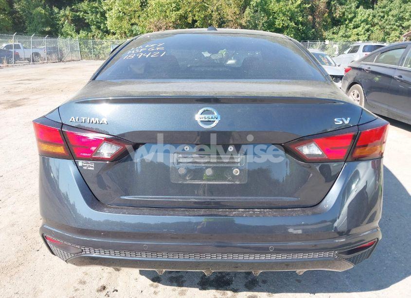 Photo 16 of 2021 Nissan Altima SV FWD (VIN 1N4BL4DV9MN326777)