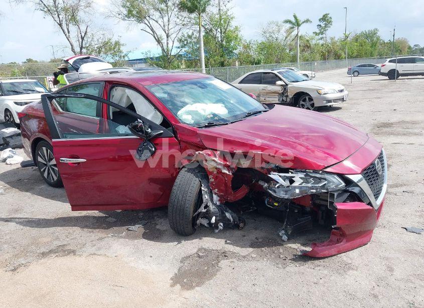 2021 Nissan Altima SV FWD (VIN 1N4BL4DV9MN370021) main photo