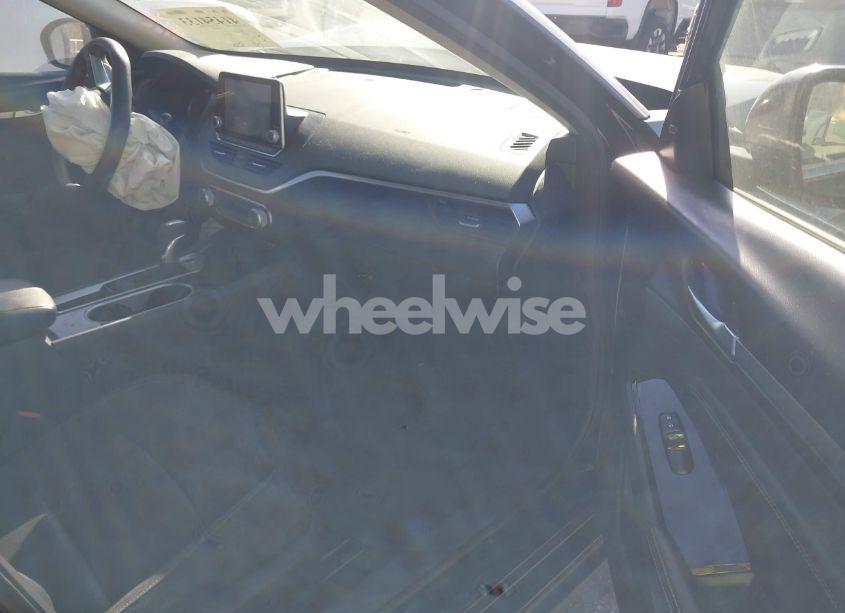 Photo 5 of 2021 Nissan Altima SV FWD (VIN 1N4BL4DV9MN370410)