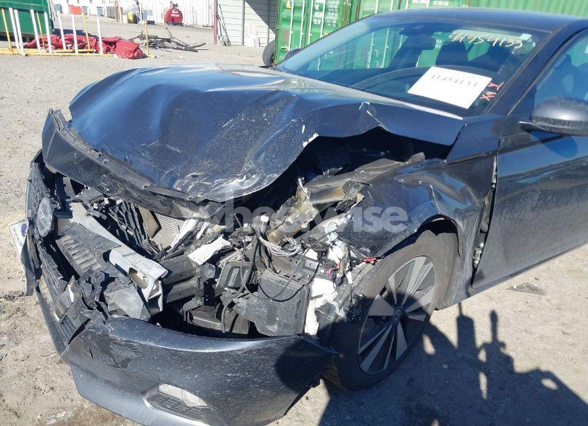 Photo 6 of 2021 Nissan Altima SV FWD (VIN 1N4BL4DV9MN370410)