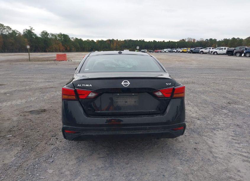 Photo 16 of 2021 Nissan Altima SV FWD (VIN 1N4BL4DV9MN372593)