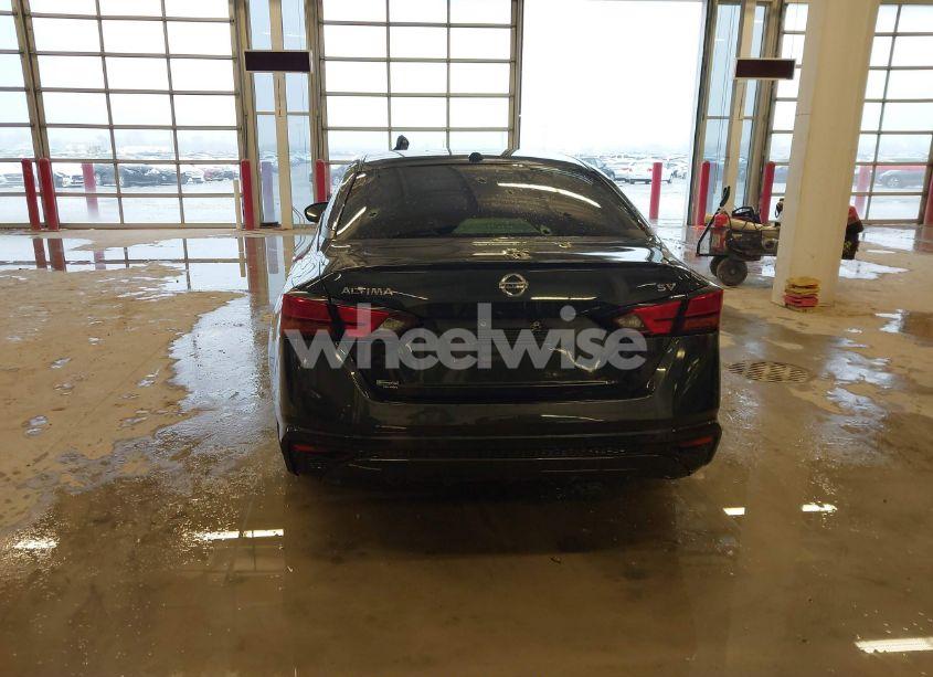 Photo 16 of 2021 Nissan Altima SV FWD (VIN 1N4BL4DV9MN407777)