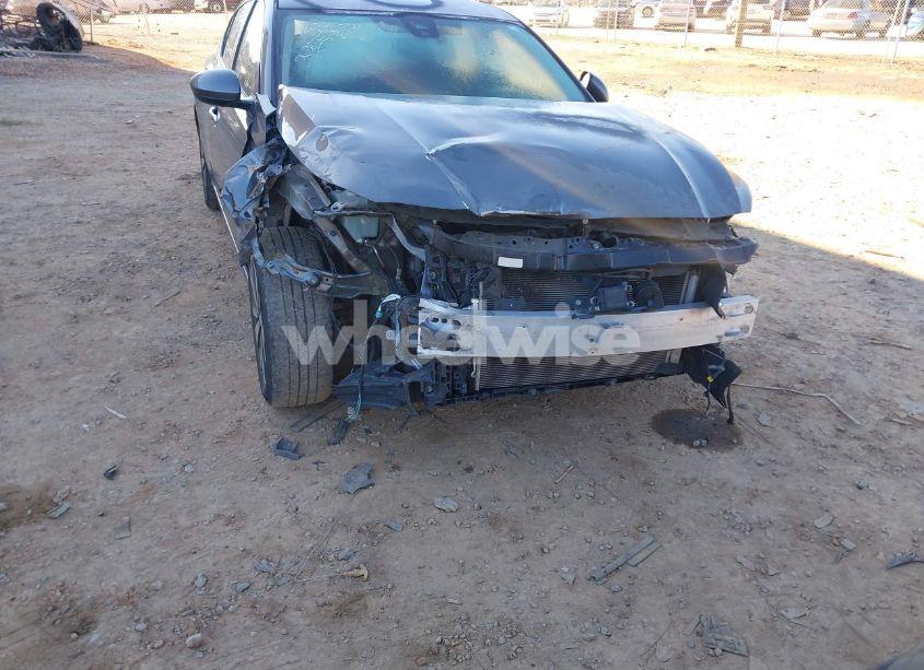 Photo 6 of 2021 Nissan Altima SV FWD (VIN 1N4BL4DV9MN411540)