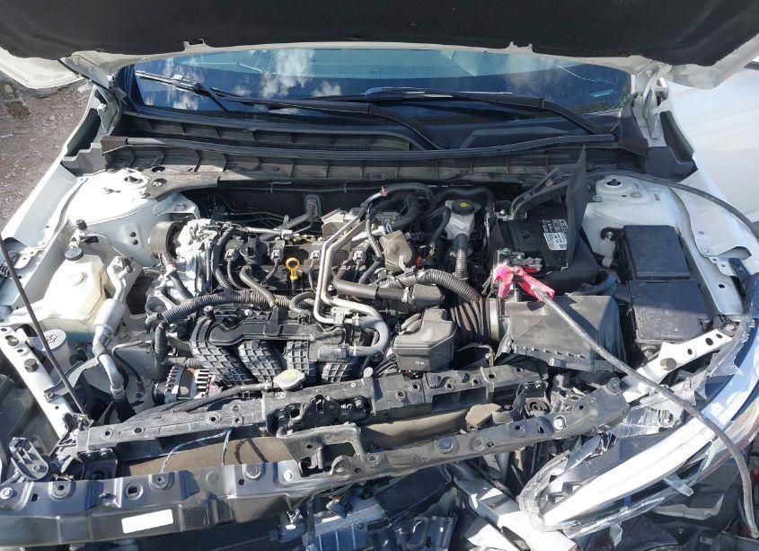 Photo 10 of 2021 Nissan Altima SV FWD (VIN 1N4BL4DV9MN415636)