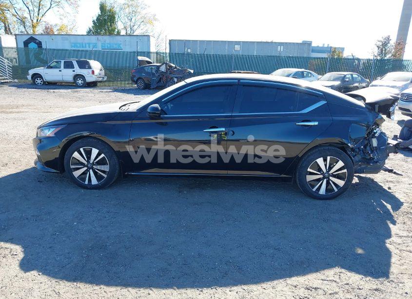 Photo 15 of 2022 Nissan Altima SV FWD (VIN 1N4BL4DV9NN323377)