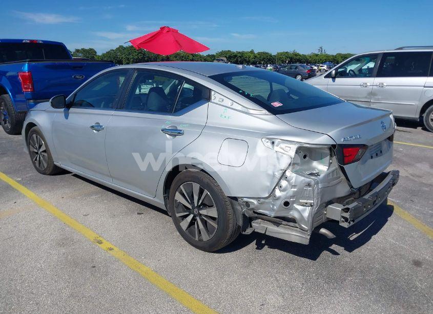 Photo 3 of 2022 Nissan Altima SV FWD (VIN 1N4BL4DV9NN325856)