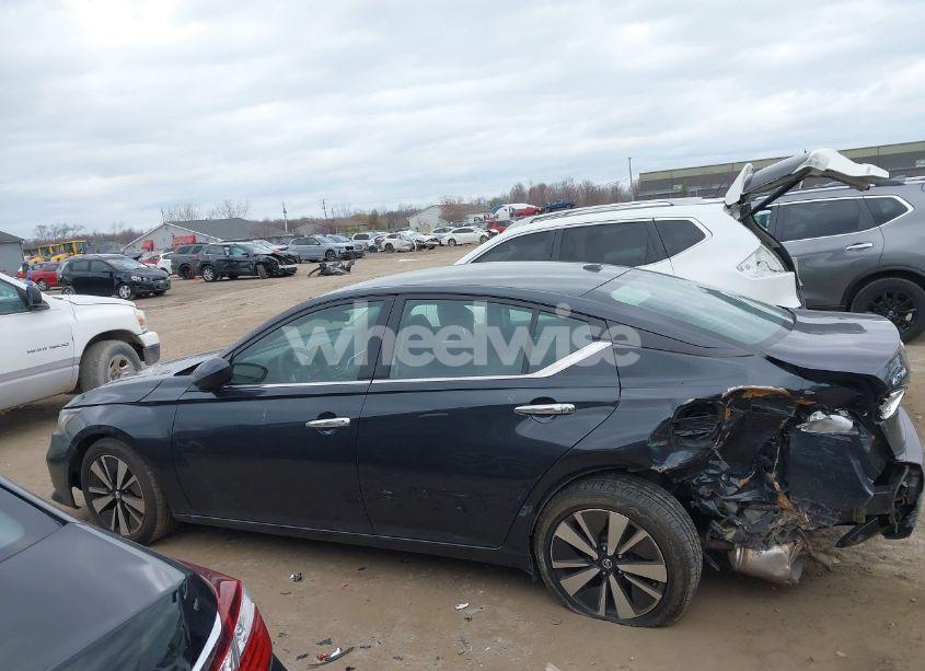 Photo 14 of 2022 Nissan Altima SV FWD (VIN 1N4BL4DV9NN385748)