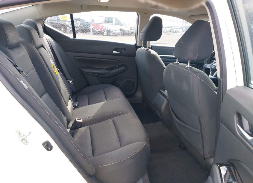 Photo 8 of 2022 Nissan Altima SV FWD (VIN 1N4BL4DV9NN416822)