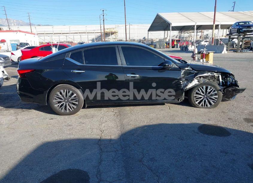 Photo 12 of 2023 Nissan Altima SV FWD (VIN 1N4BL4DV9PN316657)