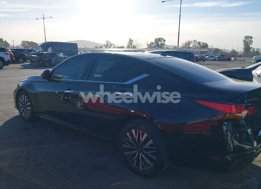 Photo 13 of 2023 Nissan Altima SV FWD (VIN 1N4BL4DV9PN316657)