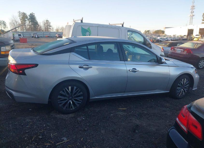 Photo 13 of 2023 Nissan Altima SV (VIN 1N4BL4DV9PN326606)