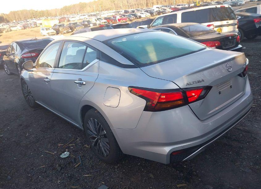 Photo 3 of 2023 Nissan Altima SV (VIN 1N4BL4DV9PN326606)