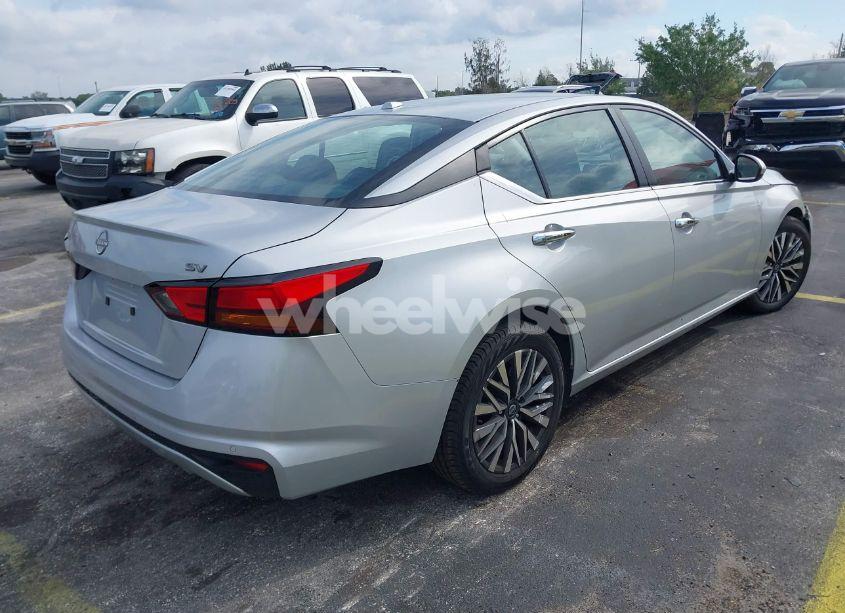 Photo 4 of 2023 Nissan Altima SV FWD (VIN 1N4BL4DV9PN350405)