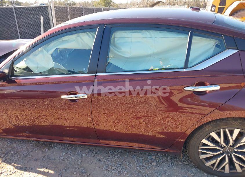 Photo 15 of 2023 Nissan Altima SV FWD (VIN 1N4BL4DV9PN351571)