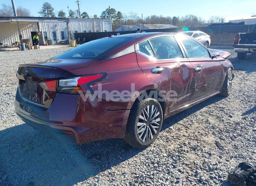 Photo 4 of 2023 Nissan Altima SV FWD (VIN 1N4BL4DV9PN351571)