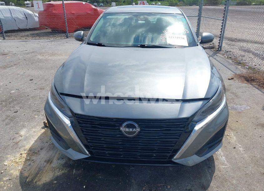 Photo 12 of 2023 Nissan Altima SV FWD (VIN 1N4BL4DV9PN366815)