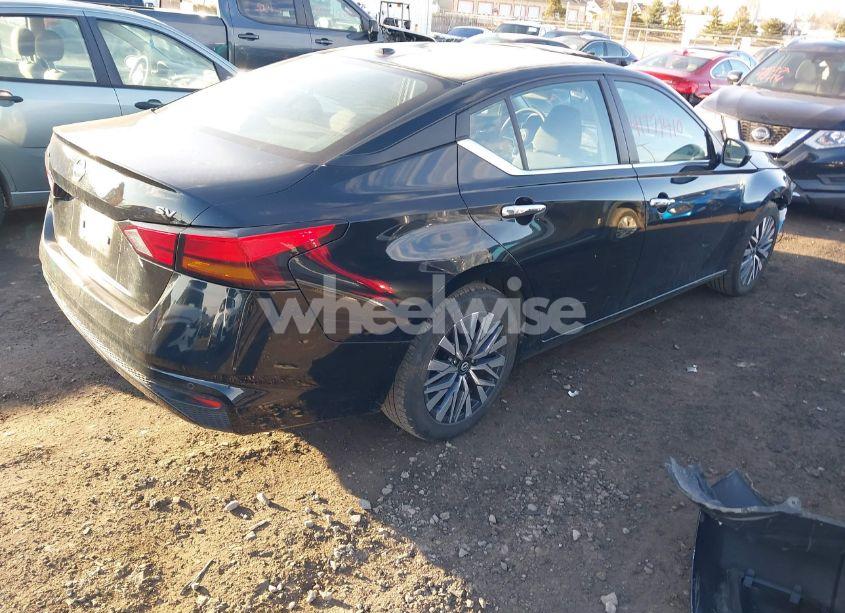 Photo 4 of 2024 Nissan Altima SV FWD (VIN 1N4BL4DV9RN307203)