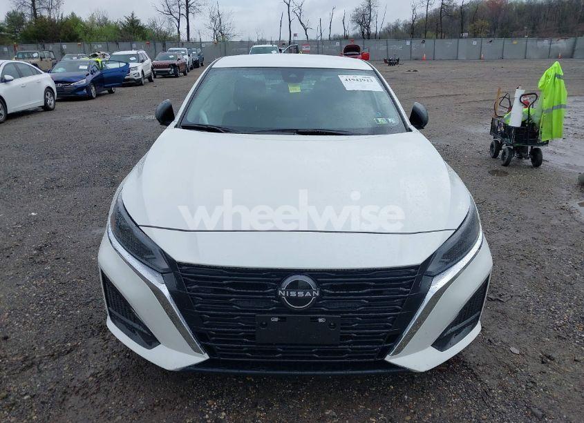 Photo 12 of 2024 Nissan Altima SV FWD (VIN 1N4BL4DV9RN315978)