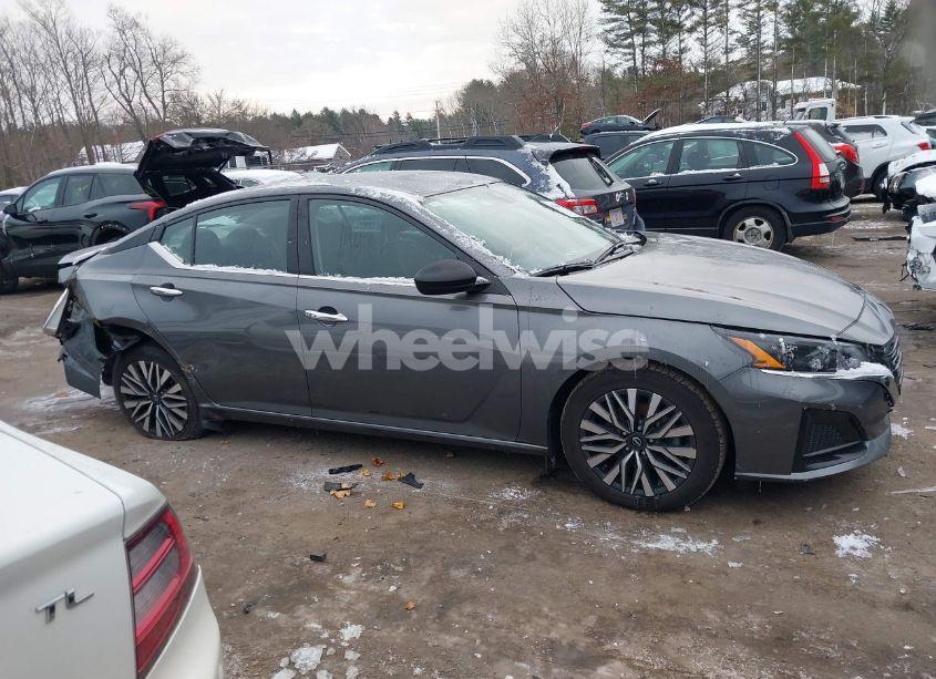 Photo 13 of 2024 Nissan Altima SV FWD (VIN 1N4BL4DV9RN332800)