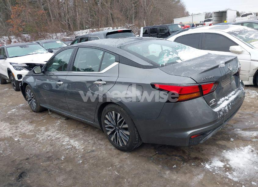 Photo 14 of 2024 Nissan Altima SV FWD (VIN 1N4BL4DV9RN332800)