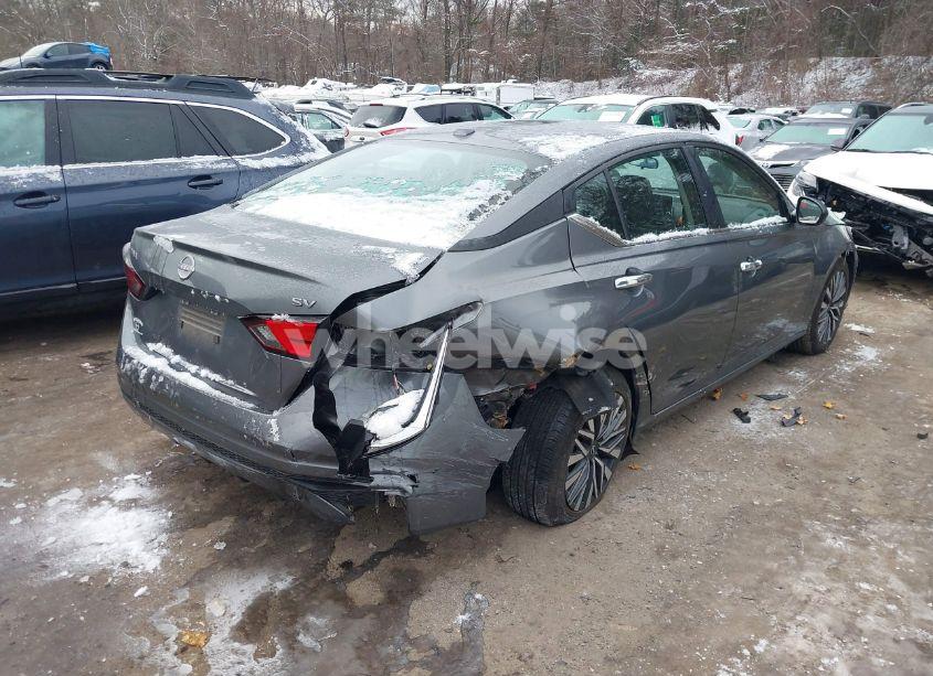 Photo 4 of 2024 Nissan Altima SV FWD (VIN 1N4BL4DV9RN332800)