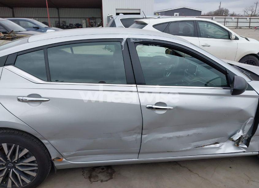 Photo 13 of 2024 Nissan Altima SV FWD (VIN 1N4BL4DV9RN375825)