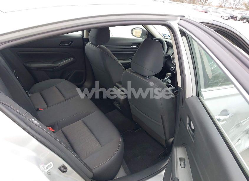 Photo 8 of 2024 Nissan Altima SV FWD (VIN 1N4BL4DV9RN375825)