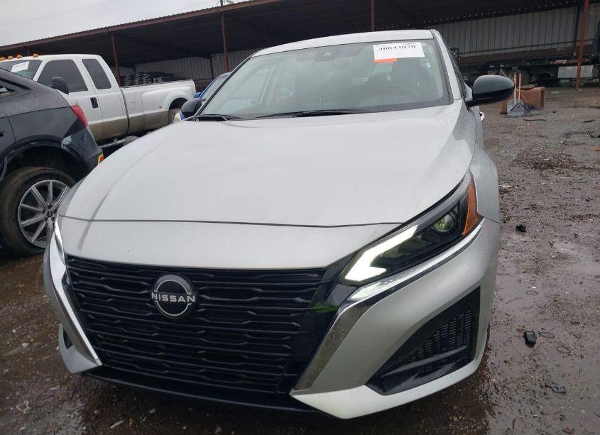 Photo 12 of 2024 Nissan Altima SV FWD (VIN 1N4BL4DV9RN377137)