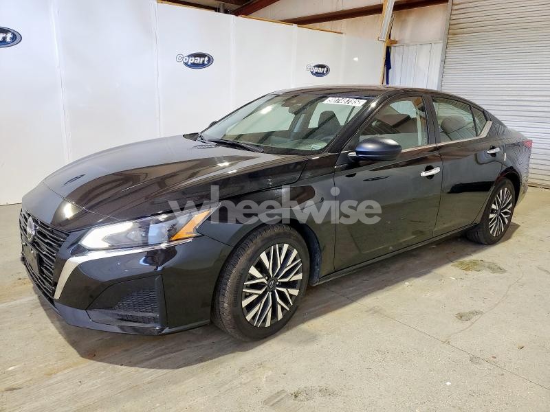 2024 NISSAN ALTIMA SV (VIN 1N4BL4DV9RN377784) main photo
