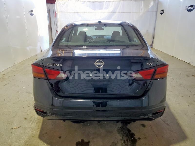 Photo 3 of 2024 NISSAN ALTIMA SV (VIN 1N4BL4DV9RN377784)