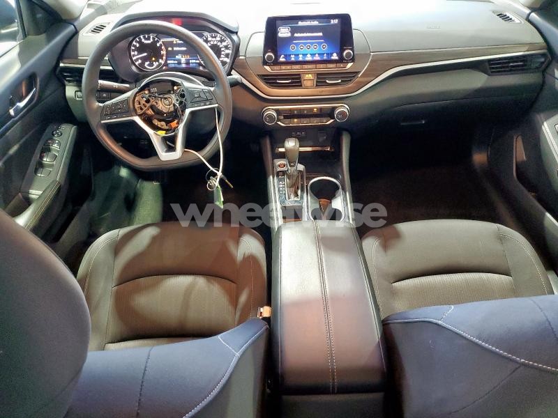 Photo 4 of 2024 NISSAN ALTIMA SV (VIN 1N4BL4DV9RN377784)