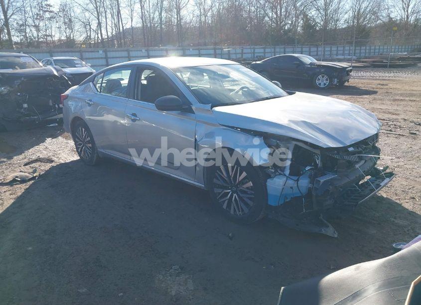 2024 Nissan Altima SV FWD (VIN 1N4BL4DV9RN387540) main photo