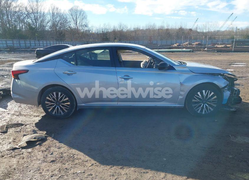 Photo 13 of 2024 Nissan Altima SV FWD (VIN 1N4BL4DV9RN387540)