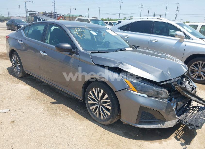 2024 Nissan Altima SV FWD (VIN 1N4BL4DV9RN393046) main photo